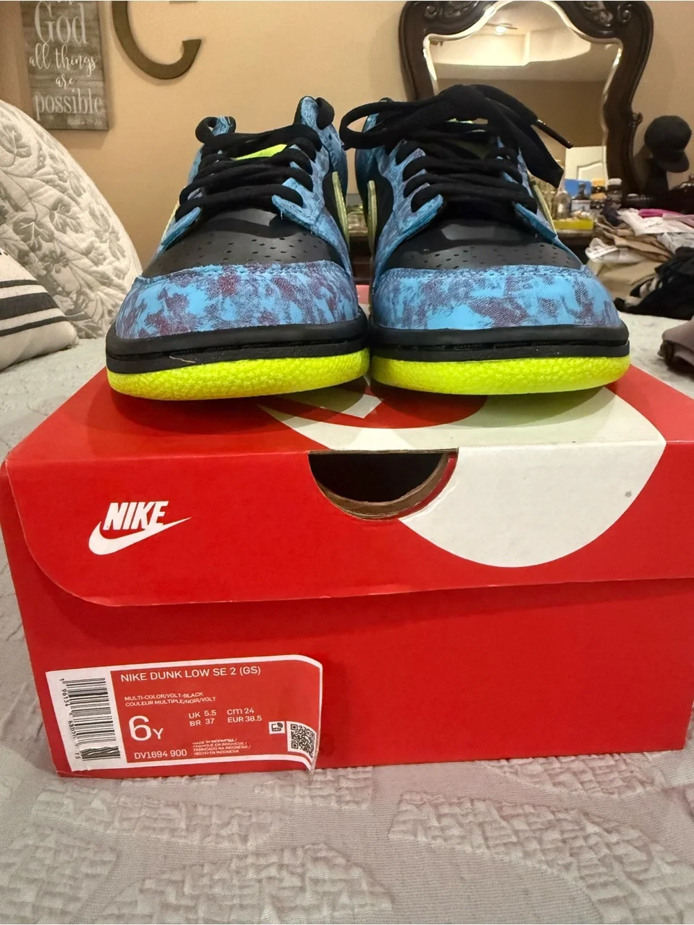 Nike Kids Blue and Neon Yellow Low-Top Sneakers